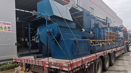 發(fā)往廣東陽江市的Q6912輥道拋丸機(jī)的發(fā)貨現(xiàn)場(chǎng)